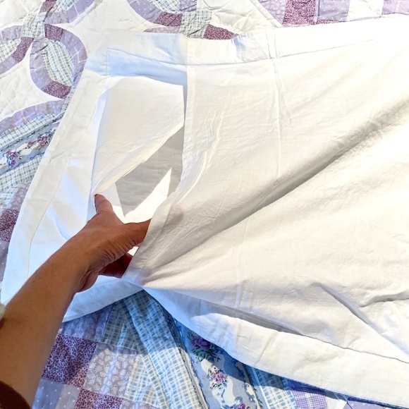 Hand Quilted Quilt Set with 2 Shams Queen Size - Picture 15 of 16